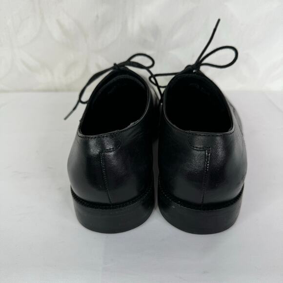 Cole Haan Benton Plain Derby Dress Shoe Mens Black Leather C24119 Size 8.5 - Picture 4 of 6
